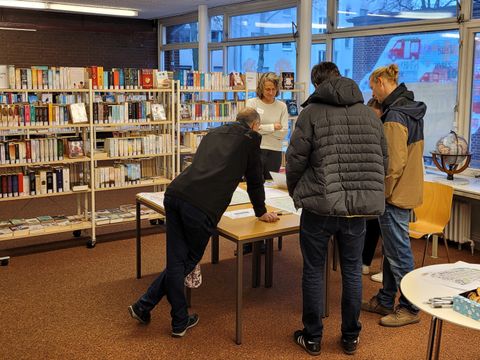 Infostand in der Stadttteilbibliothek