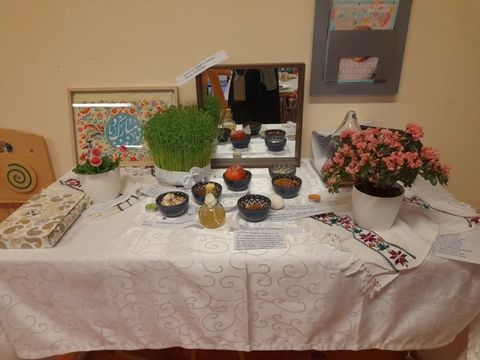 Festtisch zum Nouruz-Fest