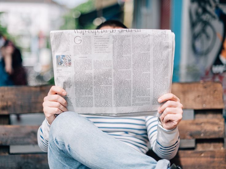 Zeitung lesen