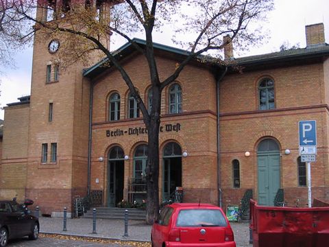 Bahnhof Lichterfelde West