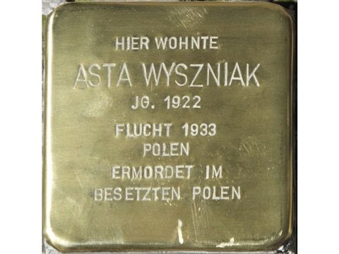 Stolperstein Asta Wyszniak (Bild: Stolpersteine-Initiative CW, Hupka)