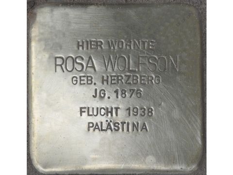 Stolperstein für Rosa Wolfson (Bild: Stolpersteine-Initiative CW, Hupka)
