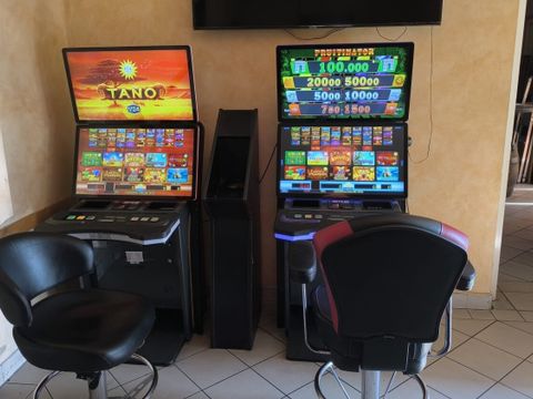 Auch diese beiden Geldspielgeräte waren nicht angemeldet