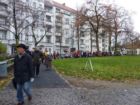 Auf dem Kracauerplatz, Foto: KHMM