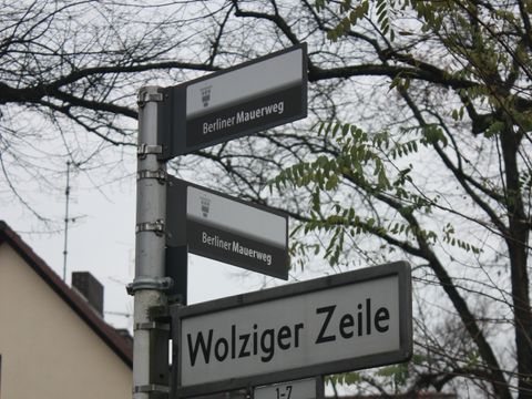 Straßenschild Goltzstraße Ecke Horstwalder Straße