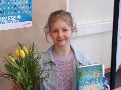 Vorlesewettbewerb 2021/22 Bezirks- und Landessiegerin Marie Auffarth