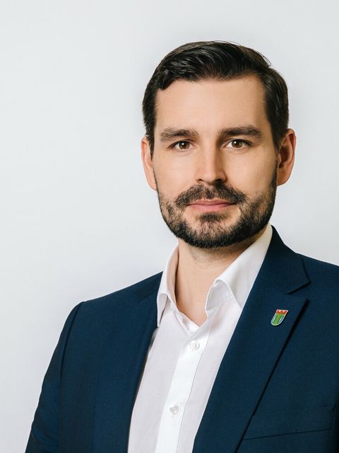 Portrait des Bezirksstadtrats Marko Brauchmann