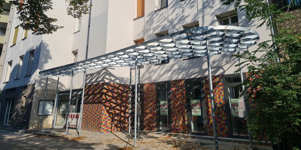 Das Pangea-Haus im neuen Anstrich