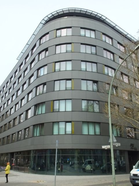 Hauseingang Nürnberger Str. 33/34 / Schaperstr. 1, 2014