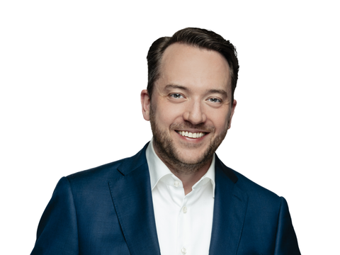 Portrait von Bezirksstadtrat Christoph Brzezinski.