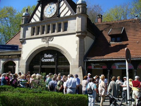 Am Bahnhof Grunewald, Foto: KHMM