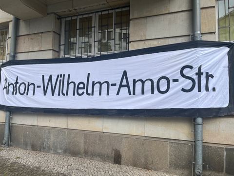 Transparent Anton-Wilhelm-Amo-Straße