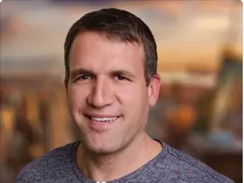 Foto von Thomas Mangold, weißer Schriftzug effizienter Lernen - Arbeiten - Leben