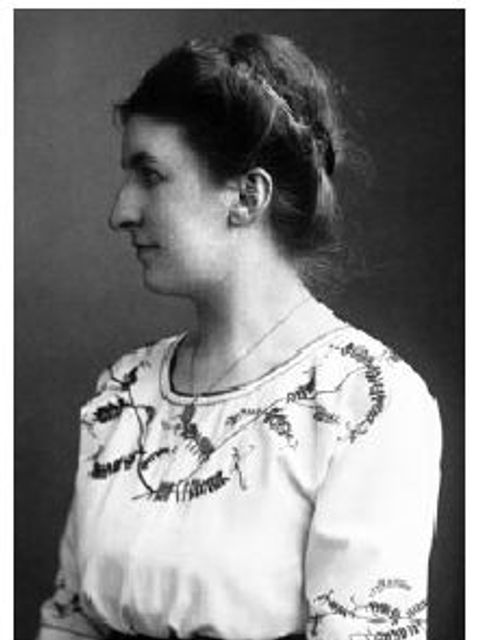 Toni Wasservogel (Bild: aus: „Frauen in der Gesellschaft – Frauen in der Allianz“, Internetfassung). )