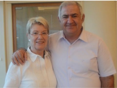 Petra Merkel mit Enkel von Paula Dienstag, Yuval Doron