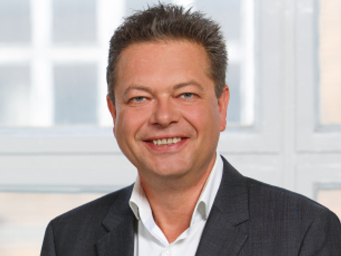 Bezirksstadtrat Bernd Geschanowski