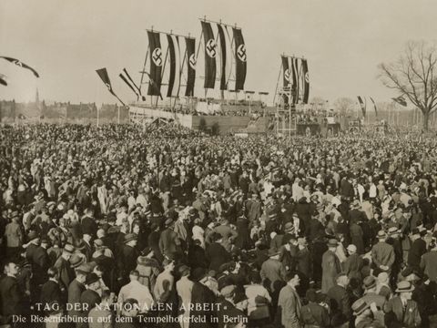 NS-Kundgebung zum 1. Mai auf dem Tempelhofer Feld