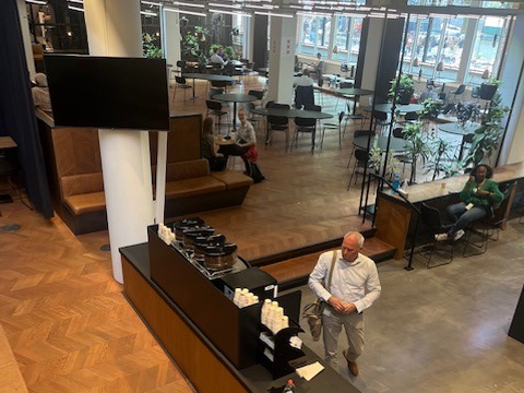 Gemeinschaftsraum/Café (Bild: Tanja Schulz)