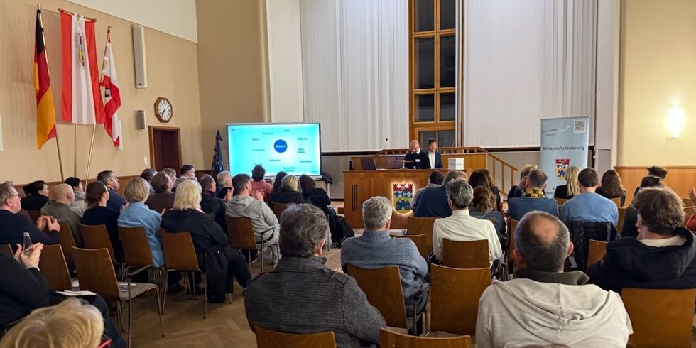 Stadtmarketingprojekt gestartet: Auftaktveranstaltung im Rathaus