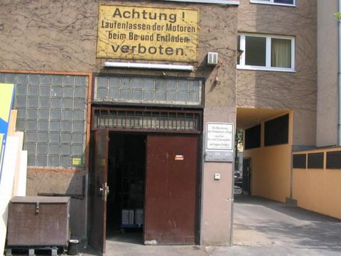 Bitte Motor abstellen...