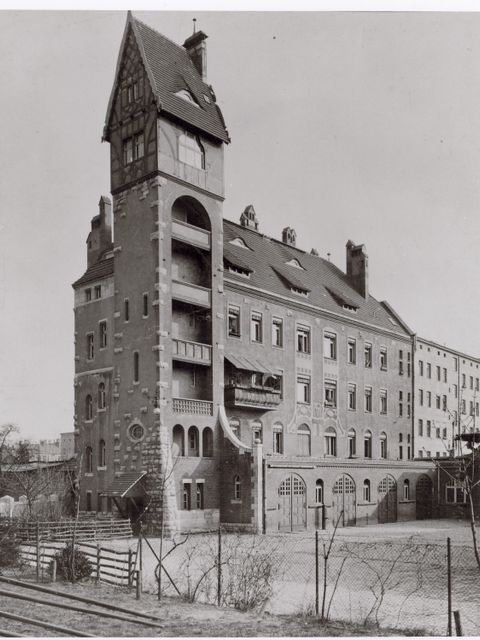 Feuerwehr- und Straßenreinigungsdepot Lichtenberg