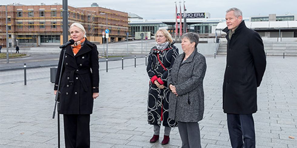 Eröffnung der neuen Freianlagen des Kulturforums am 16.12.2019 mit Senatorin Regine Günther, Bezirksstadträtin Sabine Weißler, Senatorin Katrin Lompscher und Christoph Schmidt, Vorstandsvorsitzender der Grün Berlin Stiftung (v.l.n.r.).