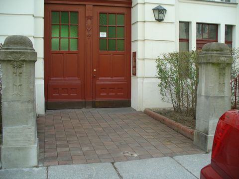 Hausansicht Mommsenstr. 50, 04.04.11