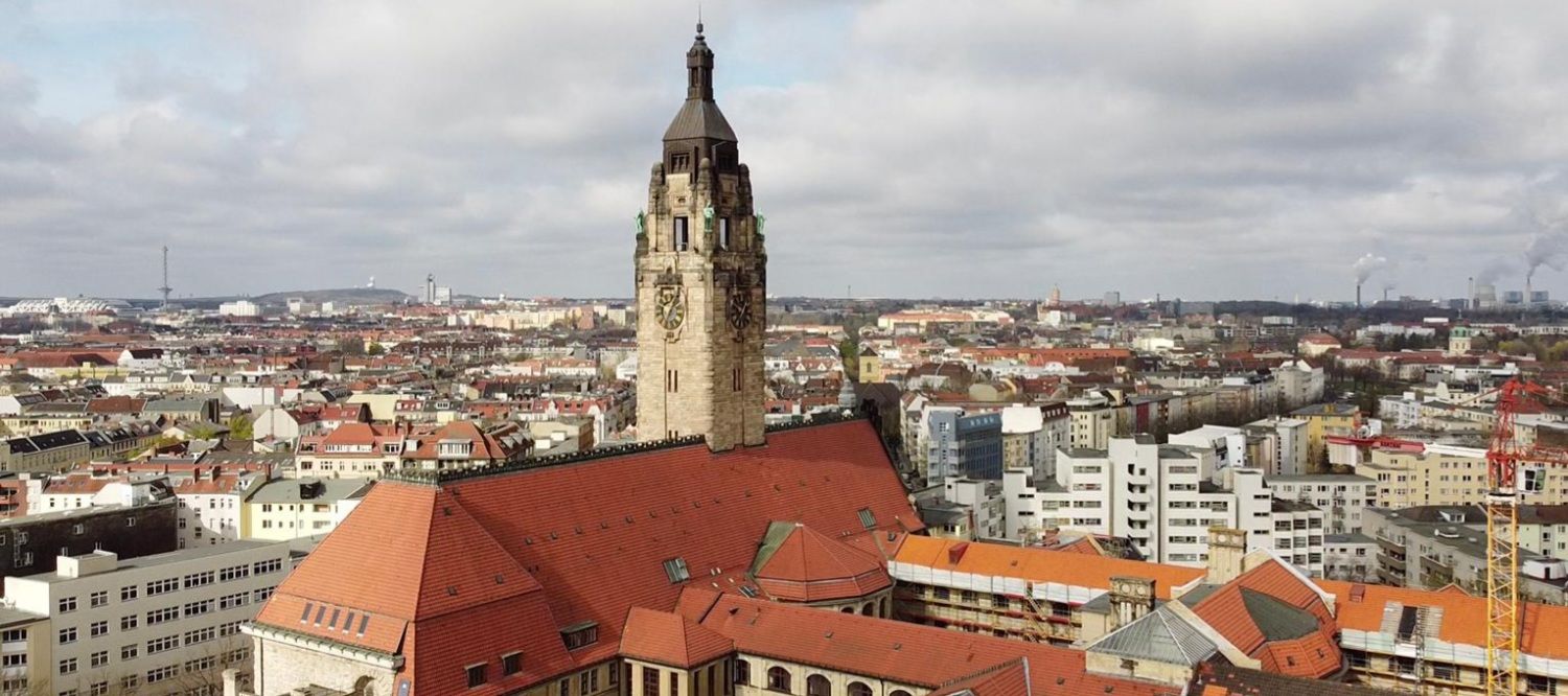 Rathaus flach von oben