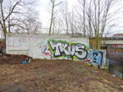 Teil der Berliner Mauer (Hinterlandsicherungsmauer), Pankow (Bild: Landesdenkmalamt Berlin, Christina Czymay)
