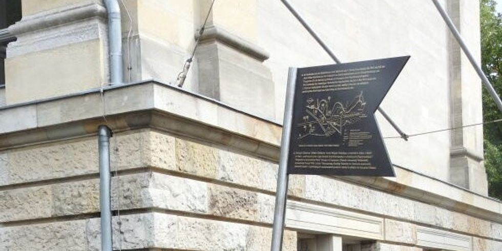 Gedenktafel 1. polnische Armee an der Straße des 17. Juni 145