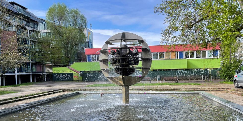 Vogelbrunnen in der Otto-Marquardt-Straße in Berlin-Lichtenberg