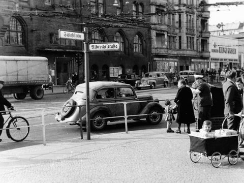 Ecke Schloßstraße, 1950