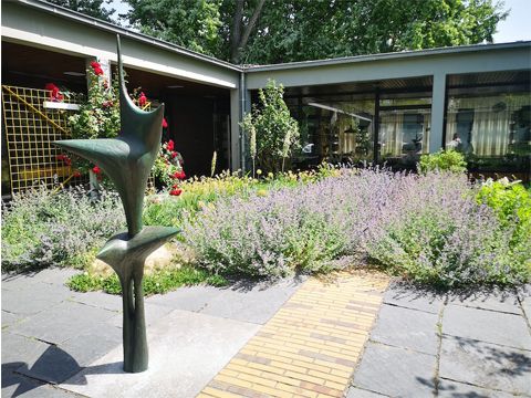 Garten der Hansabibliothek