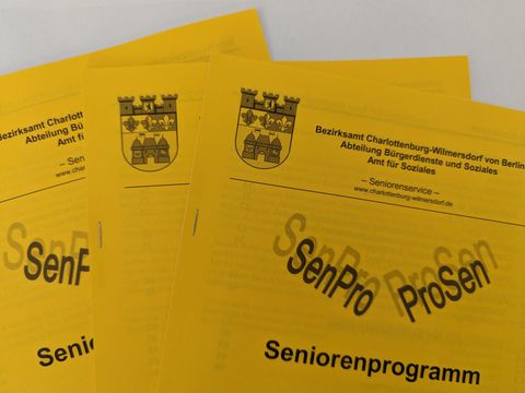 Fächer Seniorenprogrammhefte