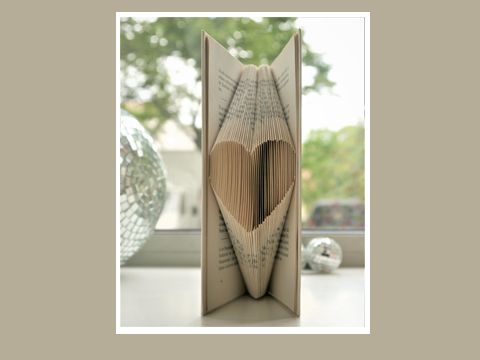 Bücherfalten – Kunst aus alten Büchern