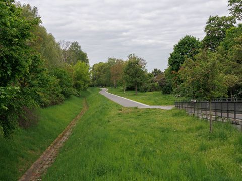 Barrierefreier Zugang zum Bullengraben-Grünzug