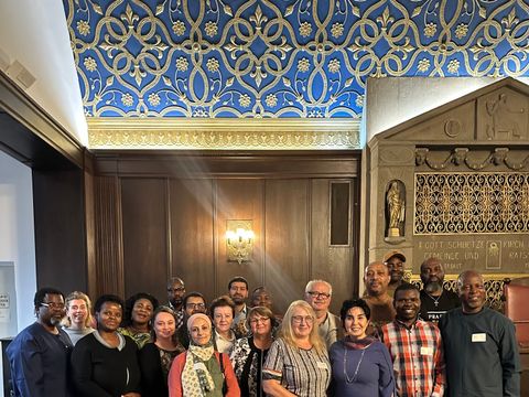 Miteinander stark: Immigrationsverbände im BVV-Saal. (Bild: BA Rdf)