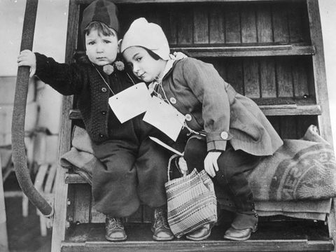 Aus Hamburg kommend erreichen jüdische Flüchtlingskinder mit dem Dampfer „Washington“ im Dezember 1938 Southampton