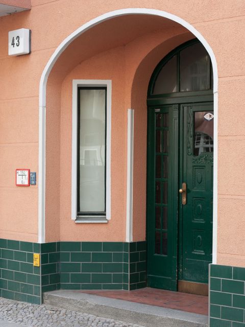 Hauseingang Sybelstr. 43, Foto: Bukschat&Flegel, 20.4.13