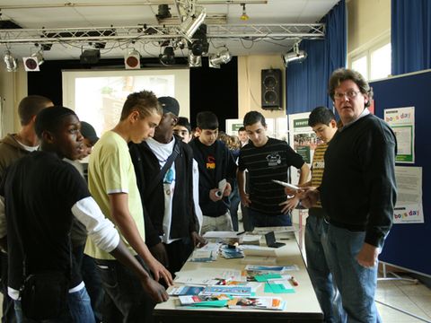 Infonachmittag im Haus der Jugend "Anne Frank"