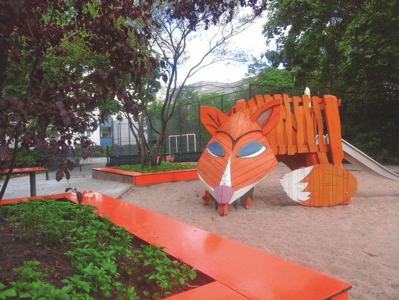 Spielplatz Reinicke Fuchs-Rathauspromenade