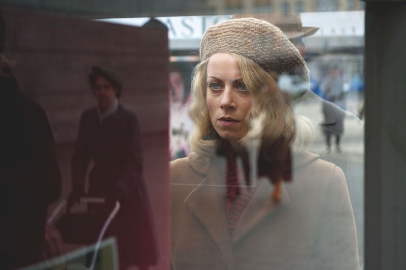 Alice Dwyer als Hanni Lévy