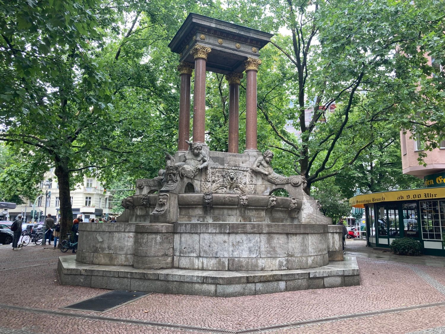 Der St. Georg Brunnen