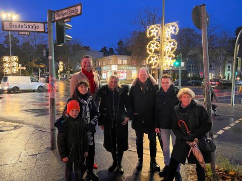 Weihnachtsbeleuchtung Breite Str. _ Berkaer Str.