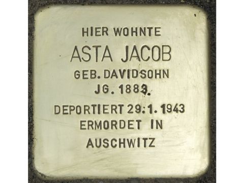 Stolperstein Asta Jacob, Foto:H.-J. Hupka, 2014
