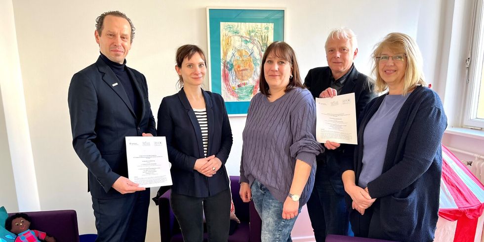 FamilienServiceBüro schließt Kooperationsvereinbarung mit der Familienkasse Berlin-Brandenburg