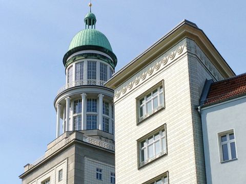Hermann Henselmann: Nördlicher Turm am Frankfurter Tor, 2022 (Bild: Achim Bahr)
