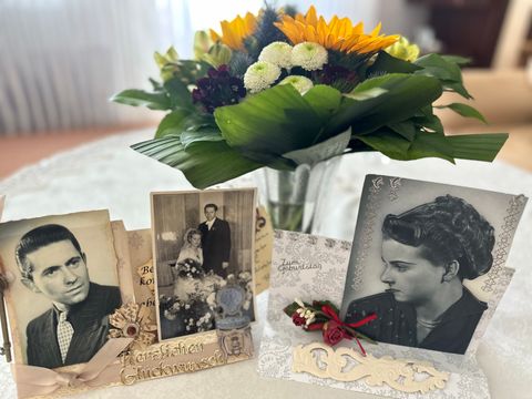 Schöne Erinnerungen an die Hochzeit vor 70 Jahren. (Bild: BA Reinickendorf)