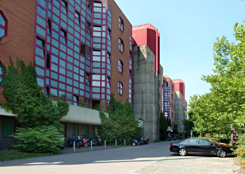 Direktion 2 - Direktionsgebäude