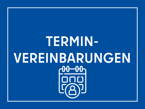 Kachel Schriftzug "Terminvereinbarungen", Symbol Kalender mit Figur im Kreis darüber. Weiße Schrift auf dunkelblauem Hintergrund